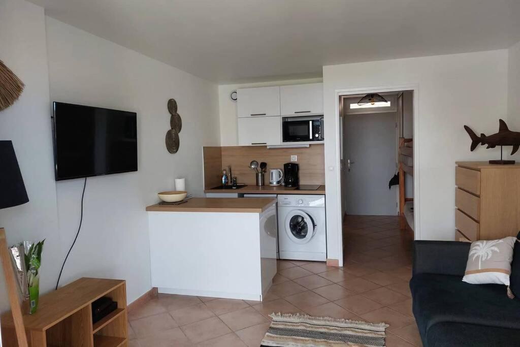 Magnifique Studio A 50M De La Plage De Cavaliere - Studio Tamarindo Le Lavandou Kültér fotó