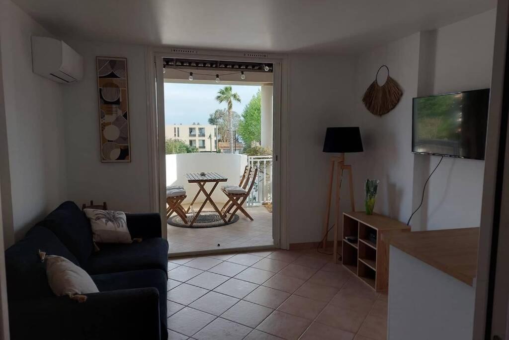 Magnifique Studio A 50M De La Plage De Cavaliere - Studio Tamarindo Le Lavandou Kültér fotó